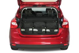 Ford Focus III 2011- 5 door Car-Bags.com travel bag set (4)