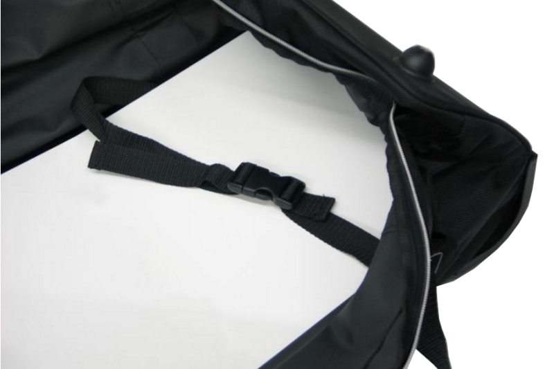 Each Car-Bags trolley bag has 2 lashing straps