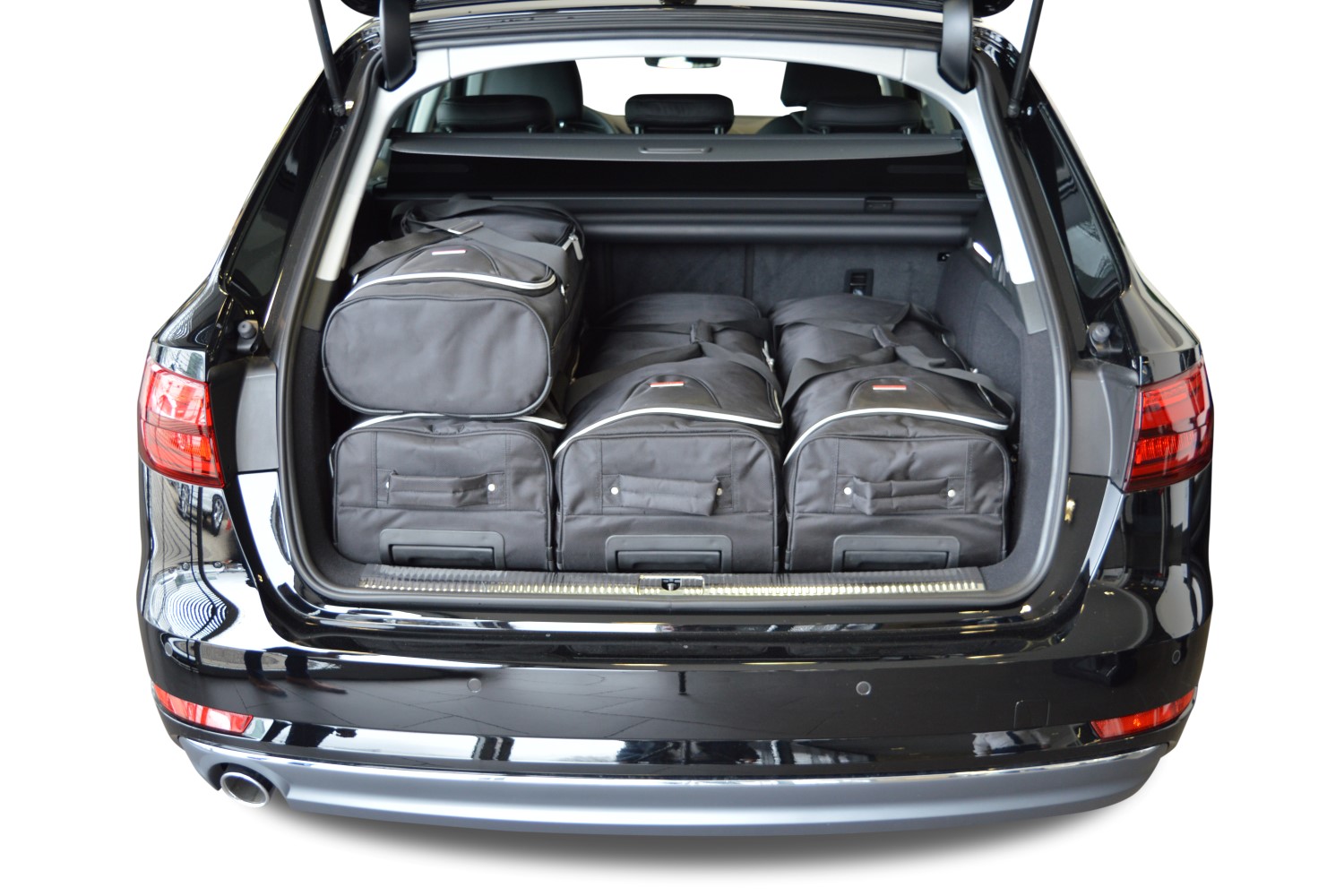 Audi A4 Avant (+Allroad) (B9) car travel bags