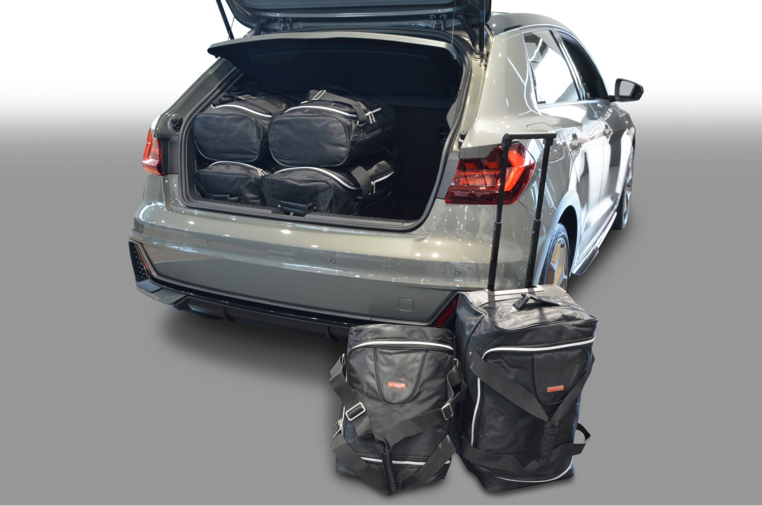 Set de sacs de voyage convient à Audi A1 Sportback (GB) 2018-présent 5 portes bicorps Original