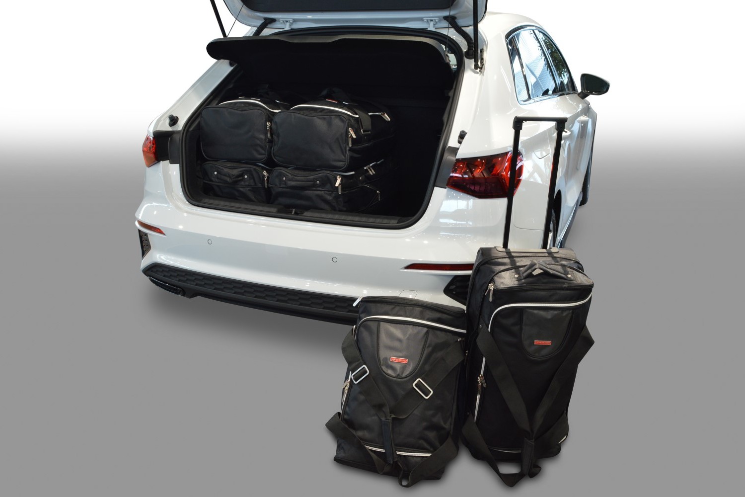 Set de sacs de voyage convient à Audi A3 Sportback (8Y) 2020-présent 5 portes bicorps Original