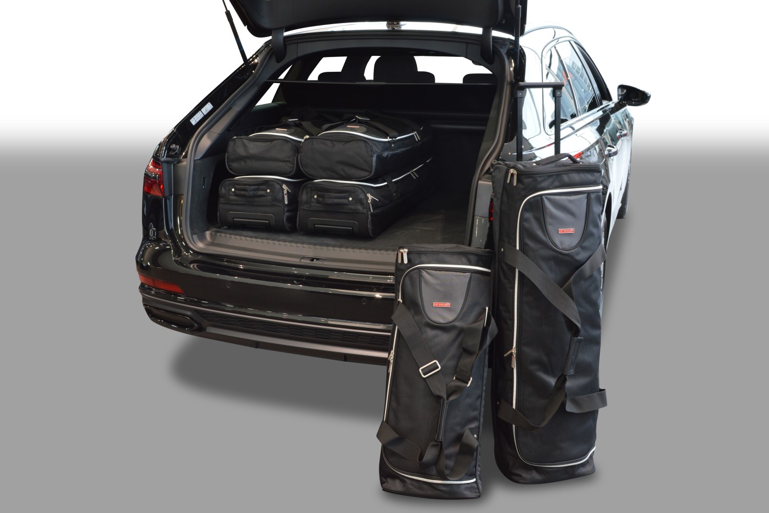 Travel bags Audi A6 Avant (C8)