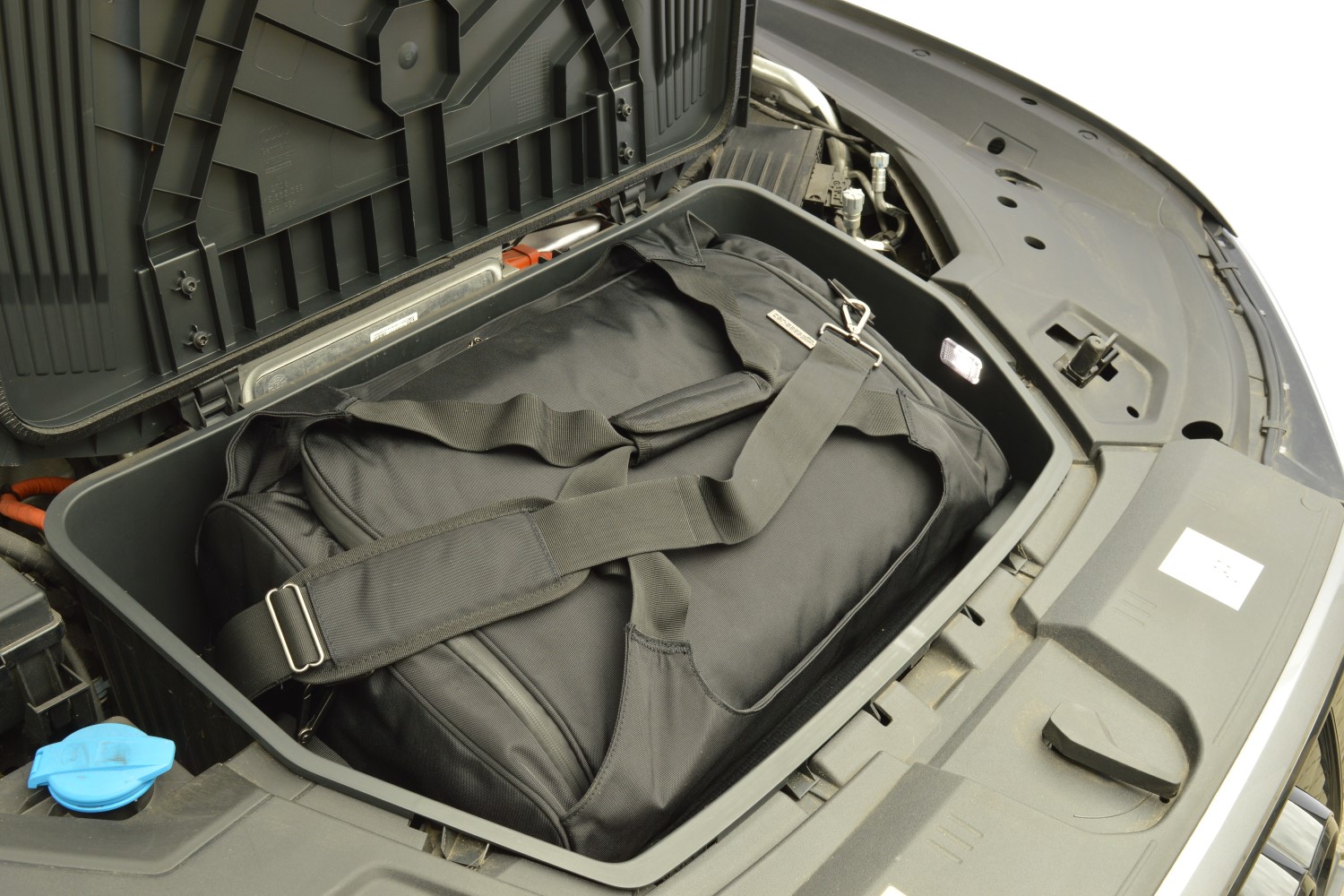 Frunk travel bag Audi Q8 e-tron (GE) 2022-present 4-door saloon Pro.Line