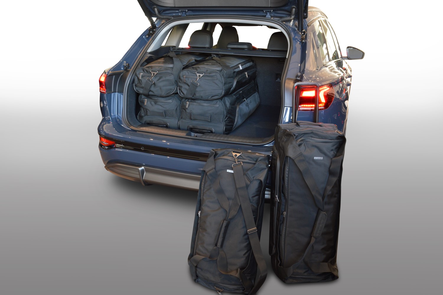 Set de sacs de voyage convient à Audi Q6 e-tron (GF) 2024-présent Pro.Line