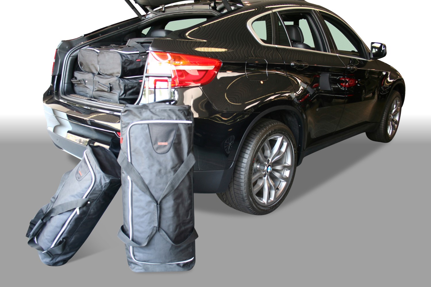 BMW X6 (E71) 2008-2014 Car-Bags travel bags