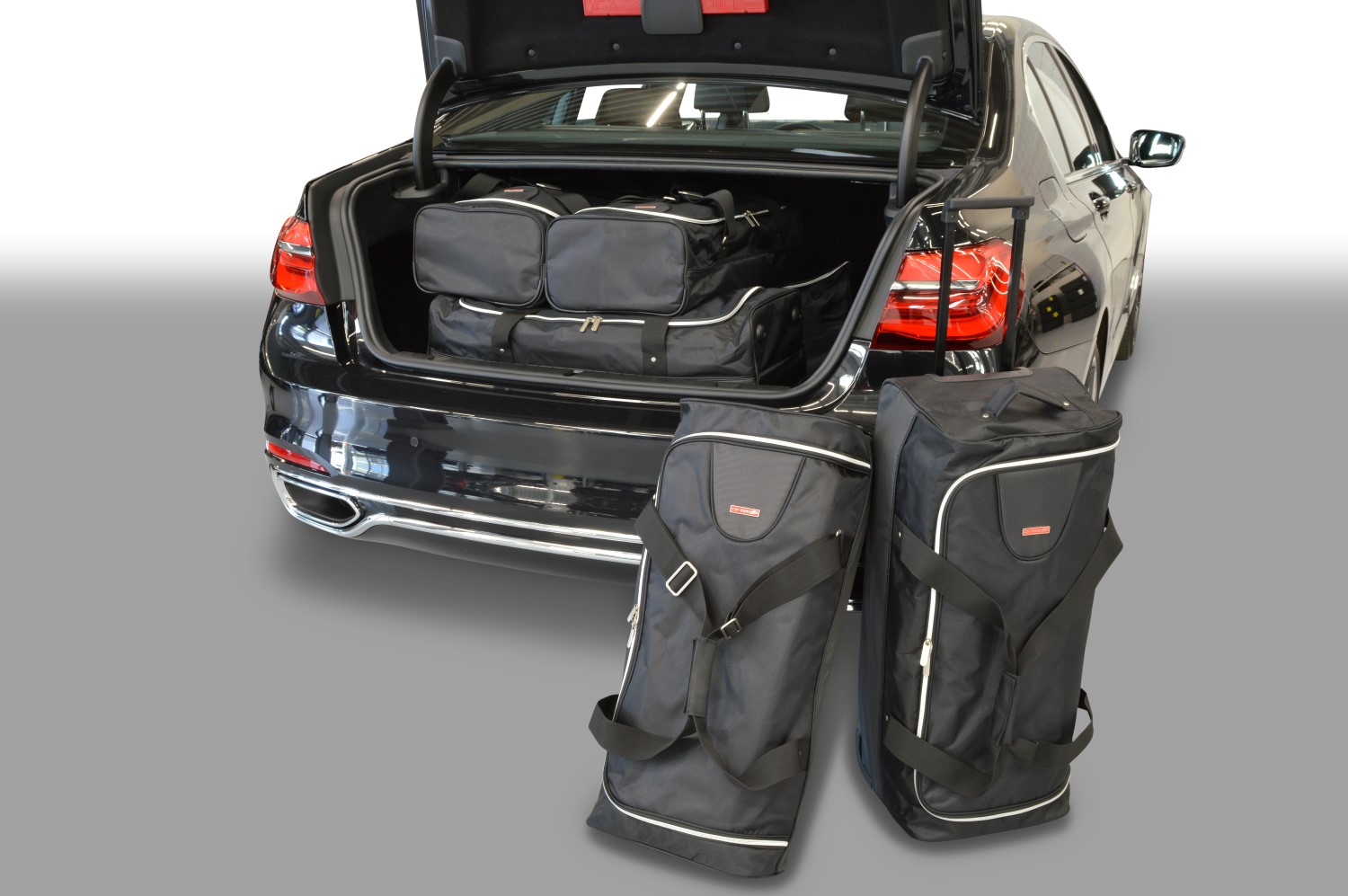 Set de sacs de voyage convient à BMW Série 7 (G11 - G12) 2015-2022 4 portes tricorps Original