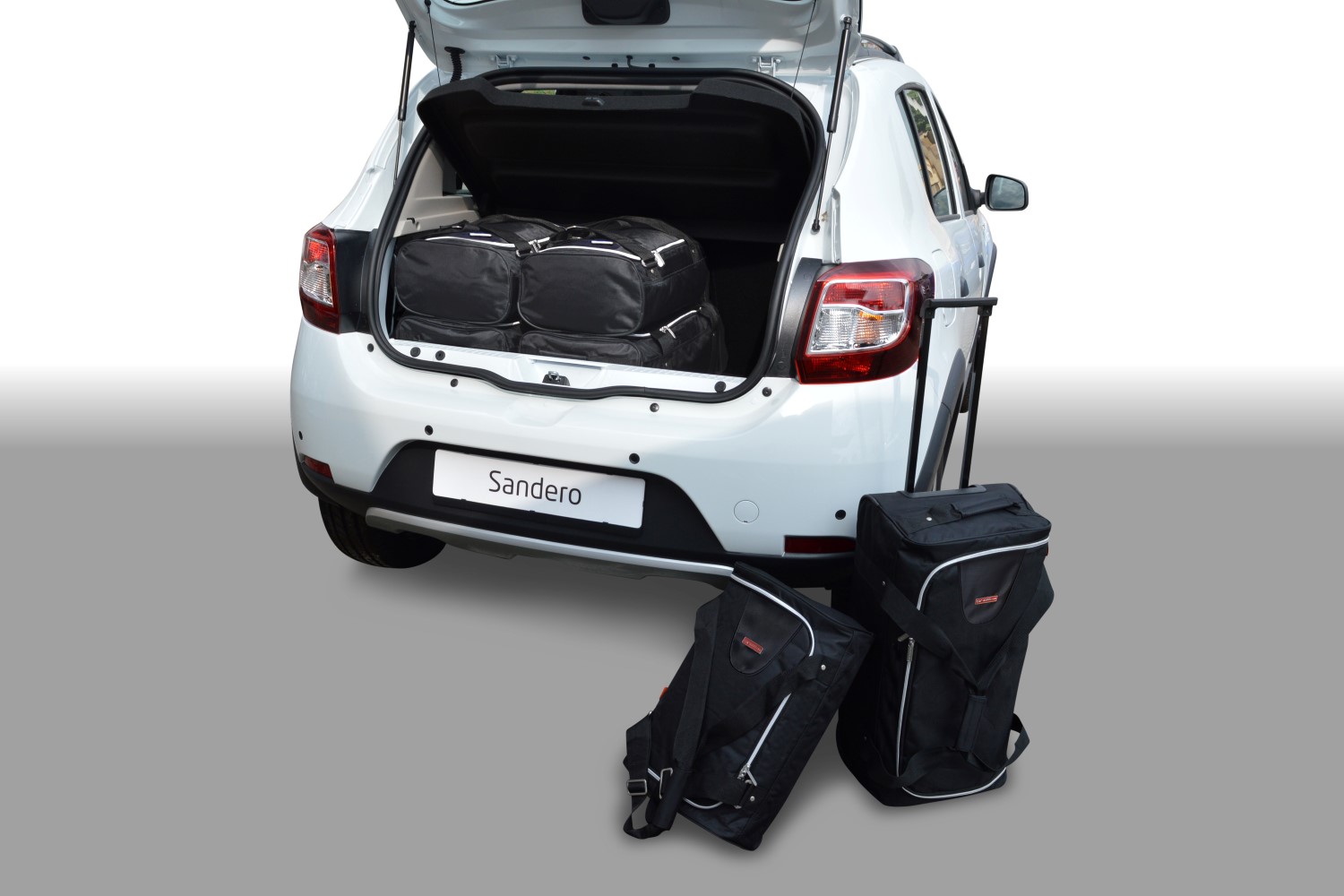 Set de sacs de voyage convient à Dacia Sandero II 2012-2020 5 portes bicorps Original