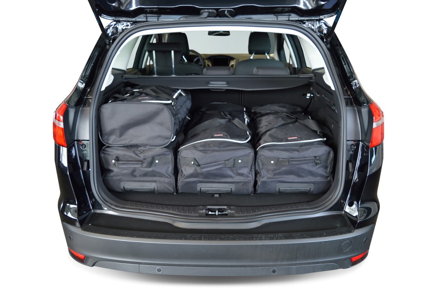 Focus Ford Focus wagon III 2011present CarBags travel bags
