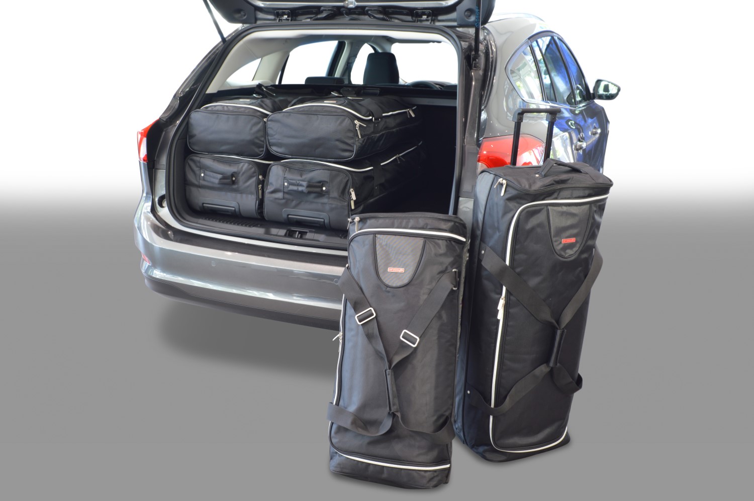 Set de sacs de voyage convient à Ford Focus IV 2018-présent break Original