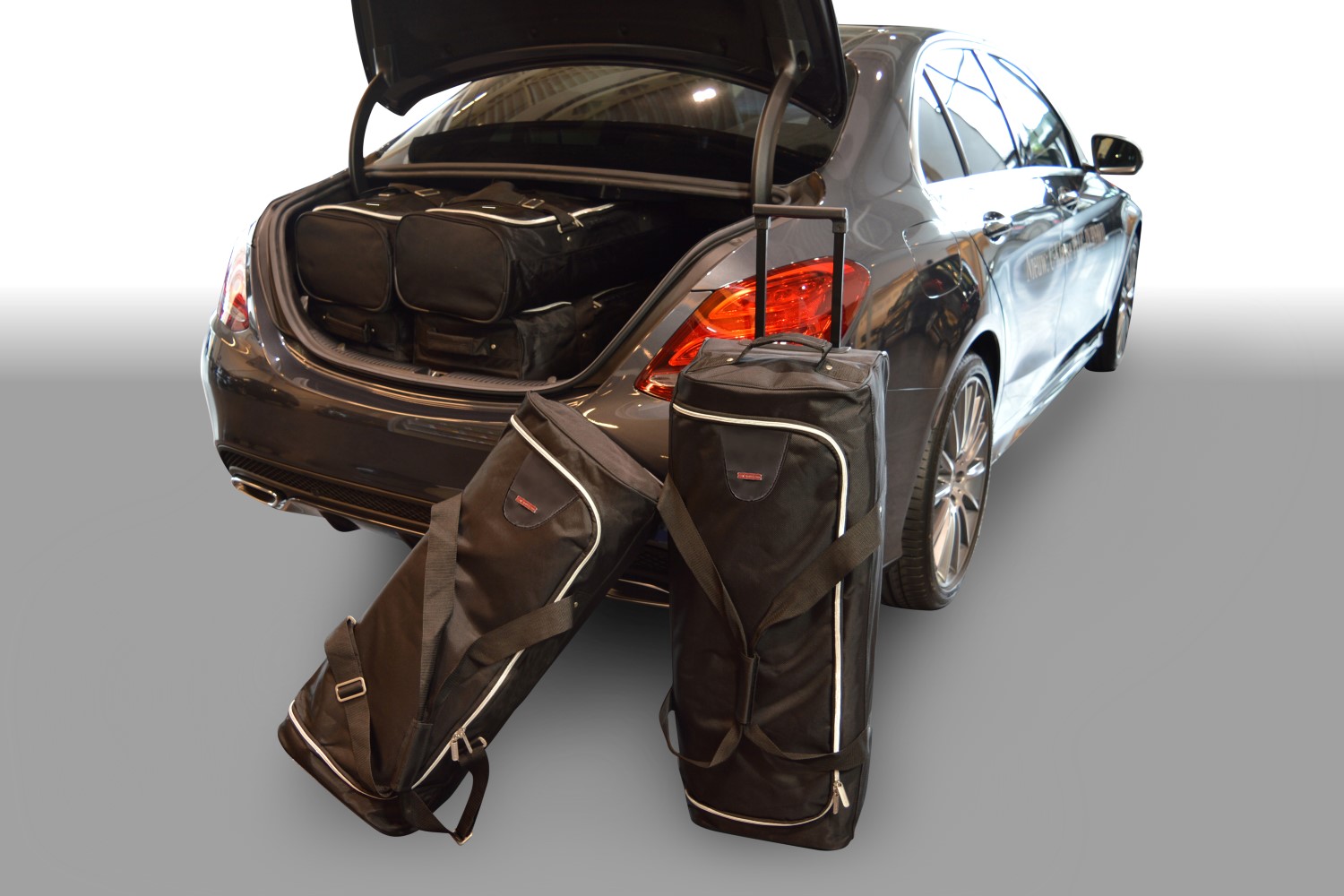 Travel bag set suitable for Mercedes-Benz C-Class (W205) 2014-2021 4-door saloon Original