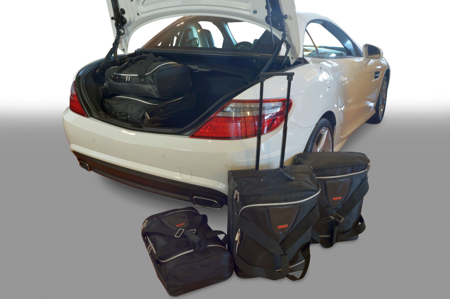 mercedes benz travel bag