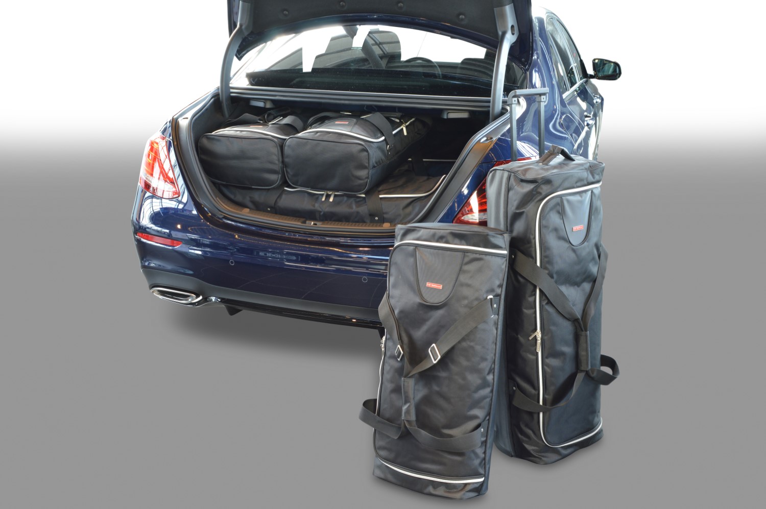 Travel bag set suitable for Mercedes-Benz E-Class (W212) 2009-2016 4-door saloon Original
