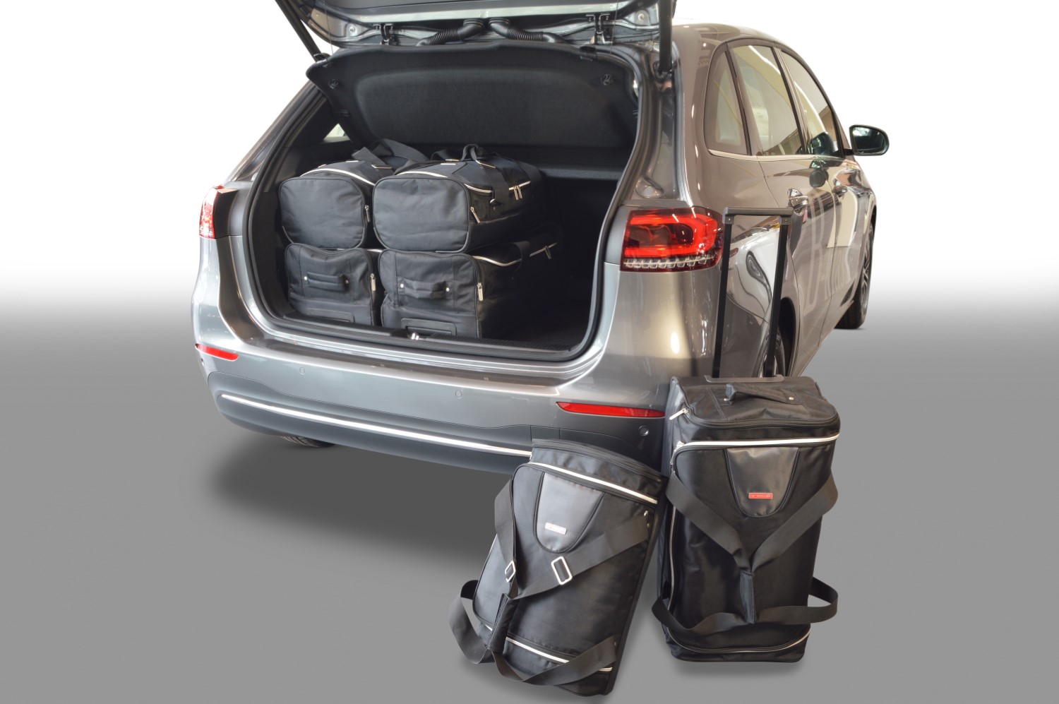 https://www.car-bags.com/images/stories/virtuemart/product/m23501s-mercedes-benz-b-class-w247-2019-car-bags-1.jpg