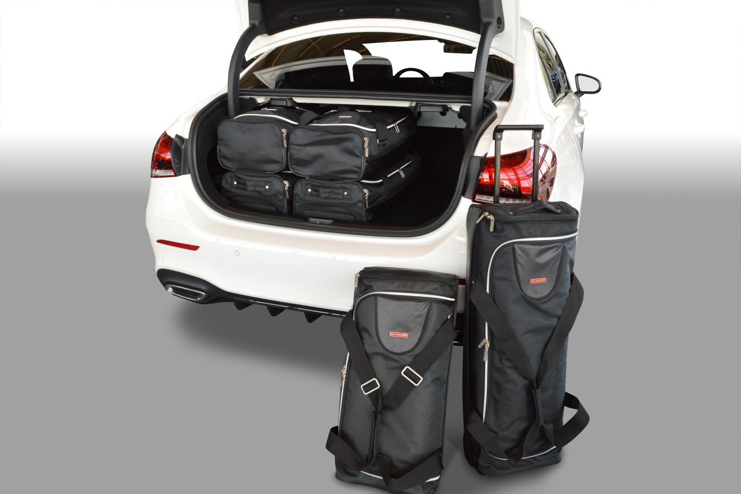 Travel bag set suitable for Mercedes-Benz A-Class (V177) 2018- 4-door saloon Original
