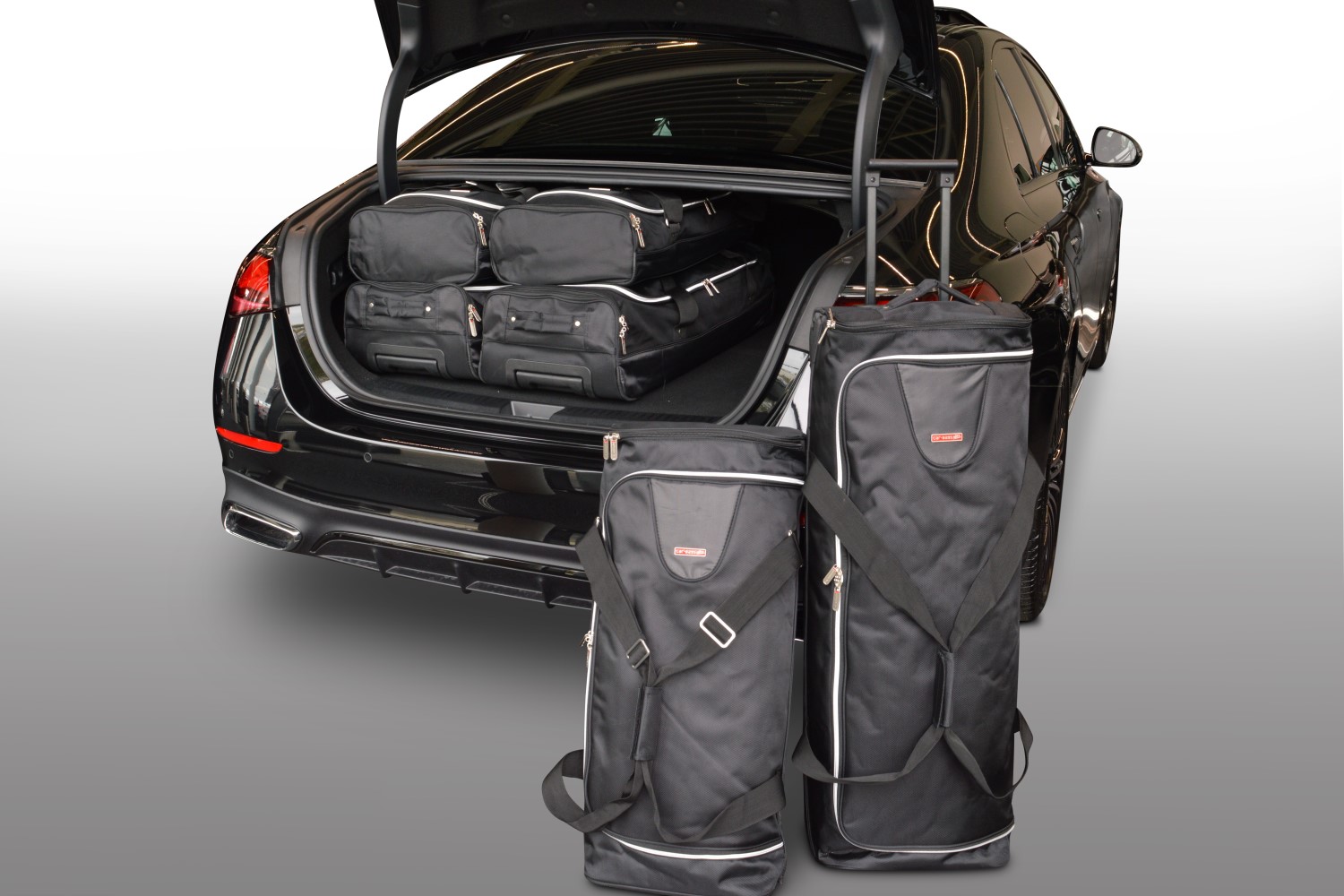 Travel bag set suitable for Mercedes-Benz E-Class (W214) 2023-present 4-door saloon Original Travel bag set suitable for Mercedes-Benz E-Class (W214) 2023-present 4-door saloon Original