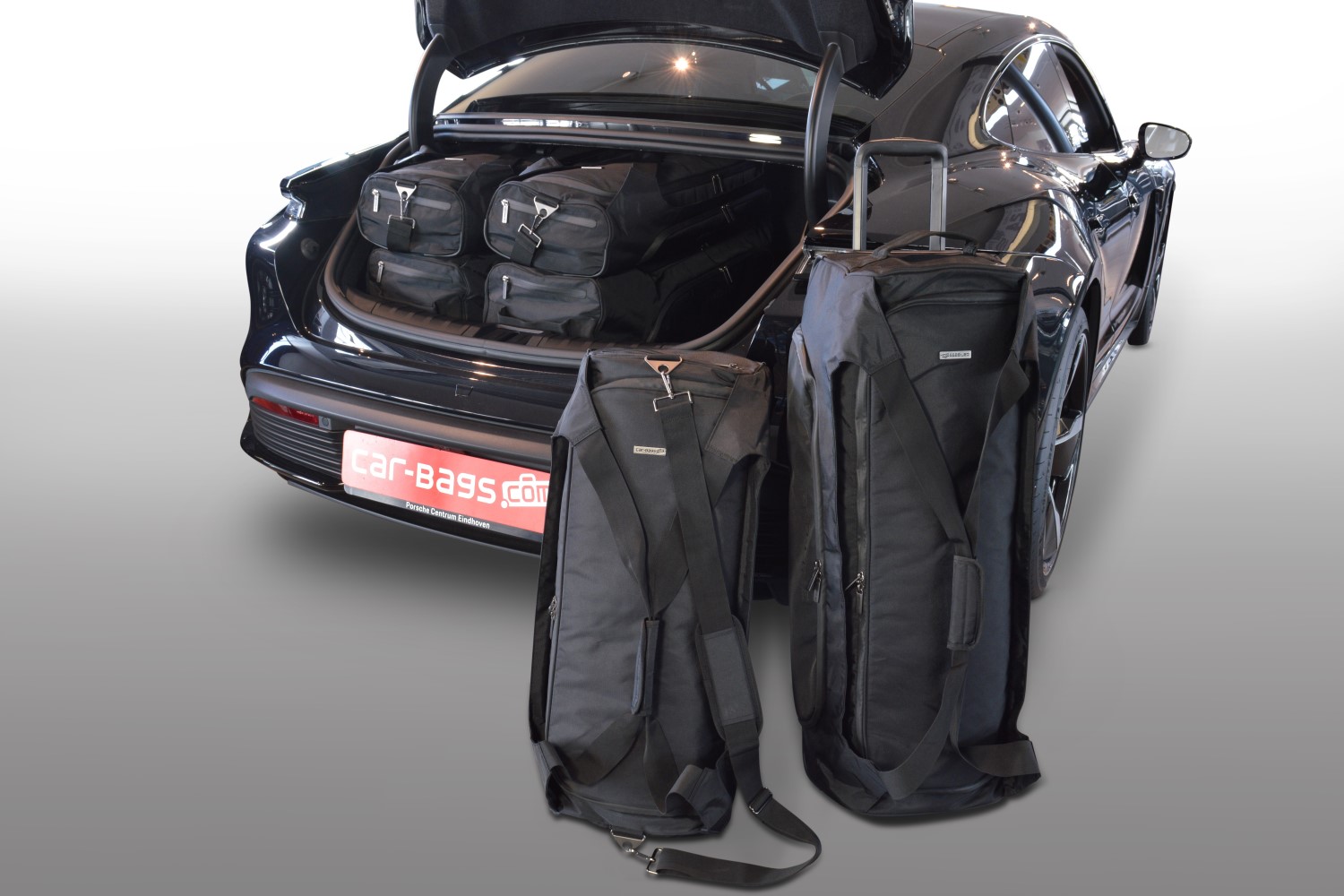 Set de sacs de voyage convient à Porsche Taycan 2019-présent 4 portes tricorps Pro.Line