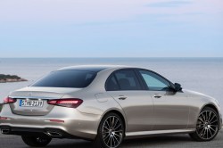 Travel bag set suitable for Mercedes-Benz E-Class (W213) 2019-2023 4-door saloon Original (M25001S) (1)