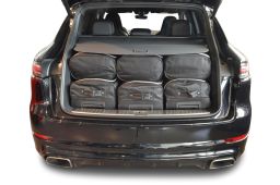 p21901s-porsche-cayenne-III-po536-2017-car-bags-4