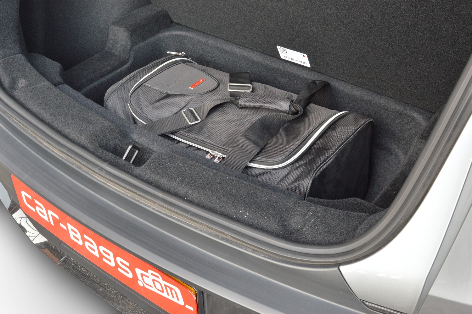 Boot travel bag suitable for Tesla Model Y 2025-present 5-door hatchback Original