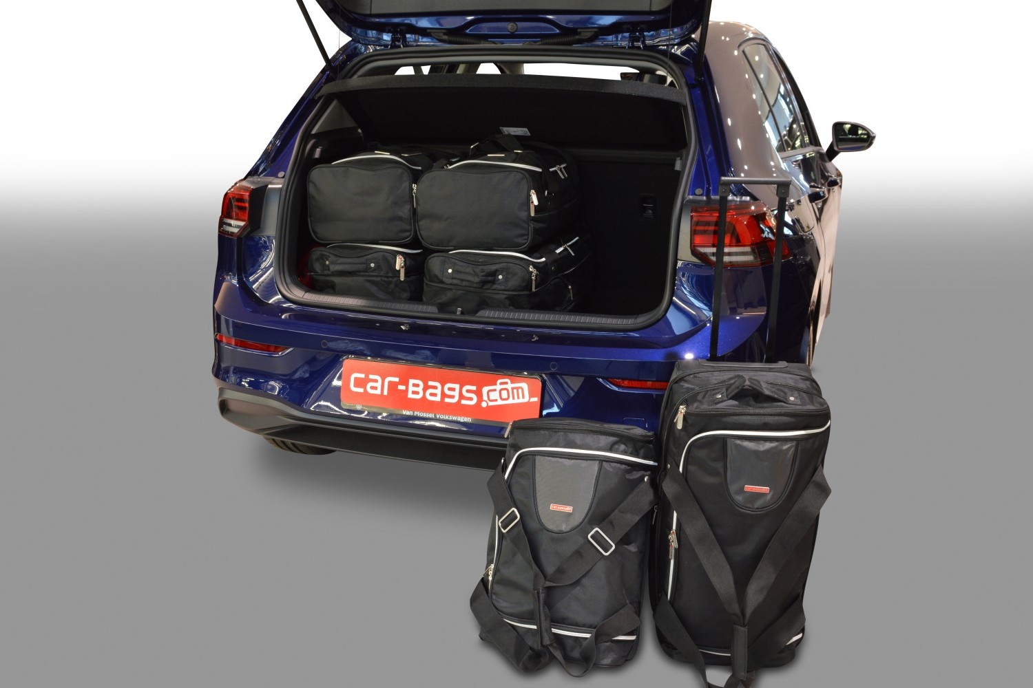Travel bag set Volkswagen Golf VIII (CD) 2020-present 5-door hatchback