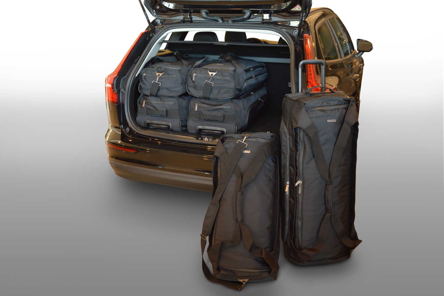 Travel bag set suitable for Volvo V60 II 2018-present wagon Pro.Line