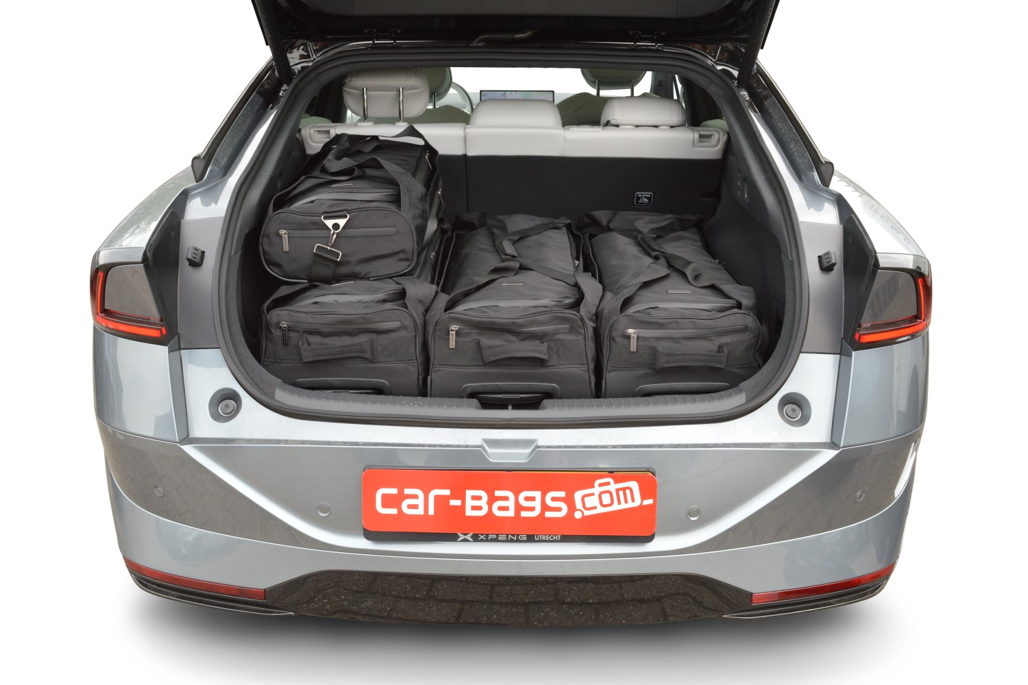 Travel bag set suitable for XPeng P7+ 2024-present Pro.Line (3) Travel bag set suitable for XPeng P7+ 2024-present Pro.Line (3)
